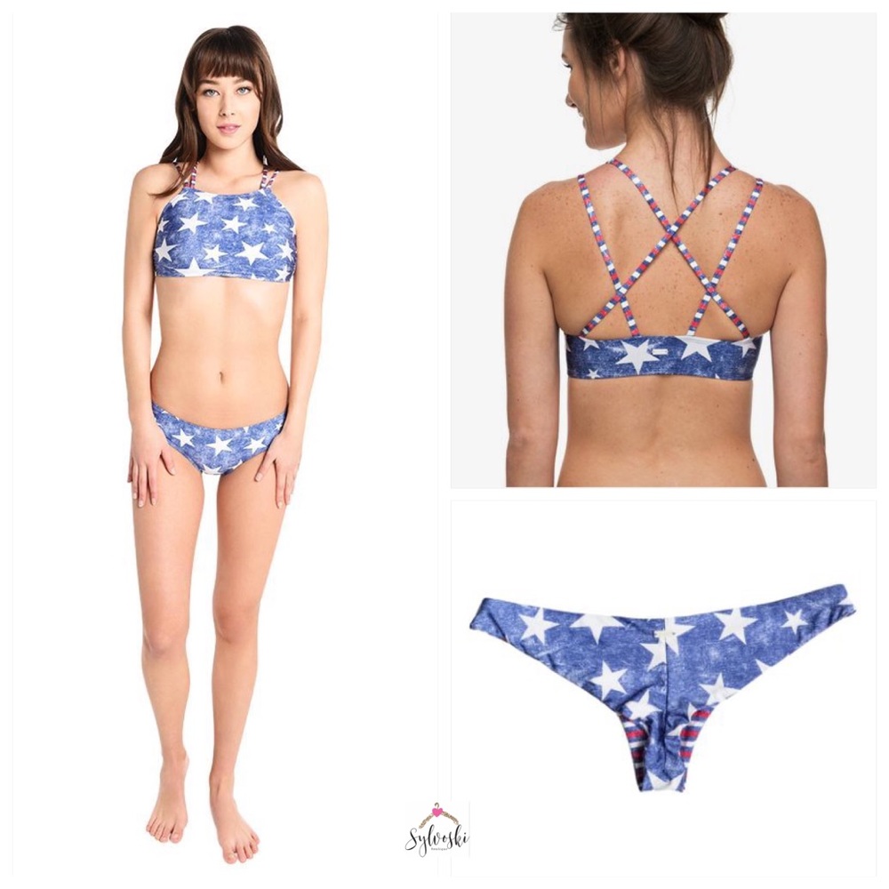 ๐ROXY STAR CROP & REVERSIBLE REV MINI BIKINI SET - Picture 1 of 7